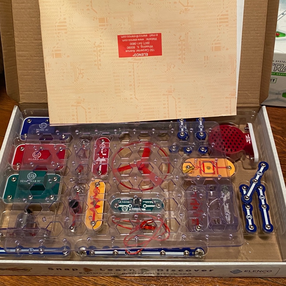 Classic Electronics Exploration Kit - Picture 4 of 7
